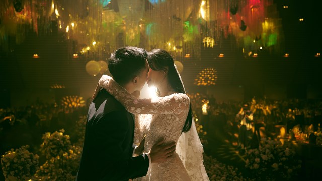 Đám cưới lãng mạn 'đẹp như mơ' của Á hậu Phương Anh