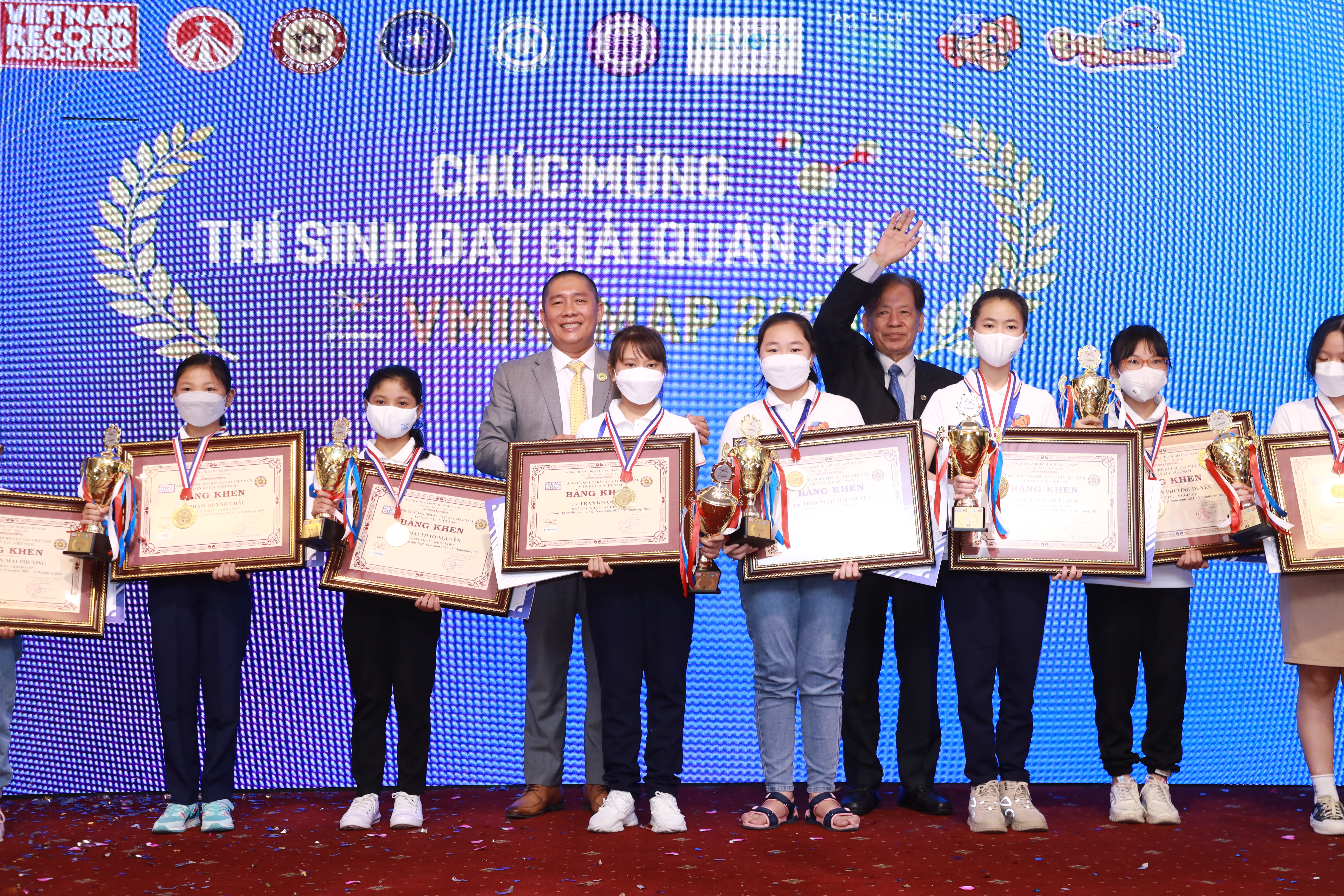 12-th237-sinh-gi224nh-giai-nhat-cuoc-thi-so-do-tu-duy-viet-nam_2.jpg 12-th237-sinh-gi224nh-giai-nhat-cuoc-thi-so-do-tu-duy-viet-nam_2.jpg