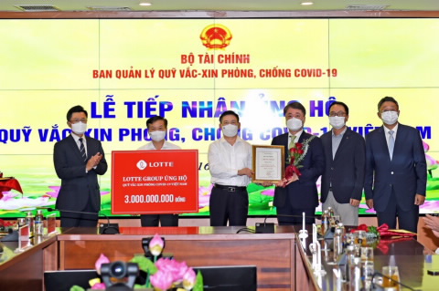 18 tổ chức, doanh nghiệp ủng hộ Quỹ Vắc xin hơn 80 tỷ đồng, riêng Bắc Giang ủng hộ 25 tỷ, các doanh nghiệp Hàn Quốc đã ủng hộ hơn 10 triệu USD - Ảnh 2.