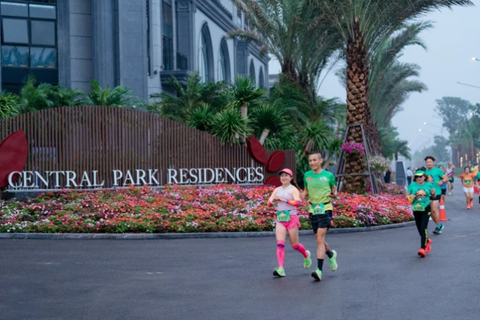 Gần 3.000 runner chạy giữa đại đô thị xanh Eco Central Park