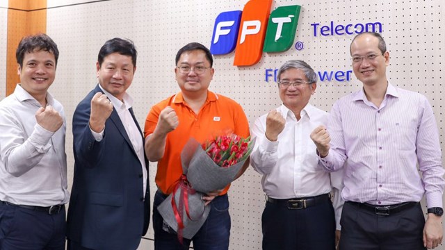 Ông Hoàng Nam Tiến rời vị trí Chủ tịch FPT Telecom 