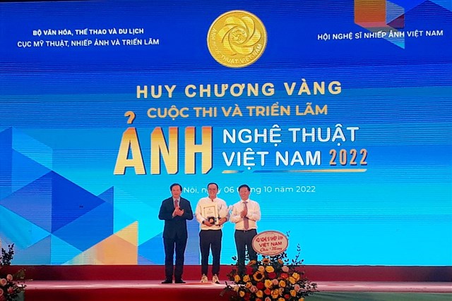 29-t225c-pham-nhan-giai-39cuoc-thi-v224-trien-l227m-anh-nghe-thuat-viet-nam-202239_5.jpg