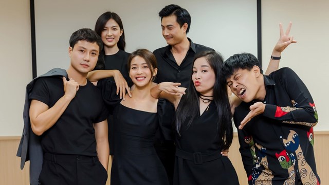 '11 tháng 5' ngày đóng máy, Khả Ngân gửi lời cảm ơn khán giả