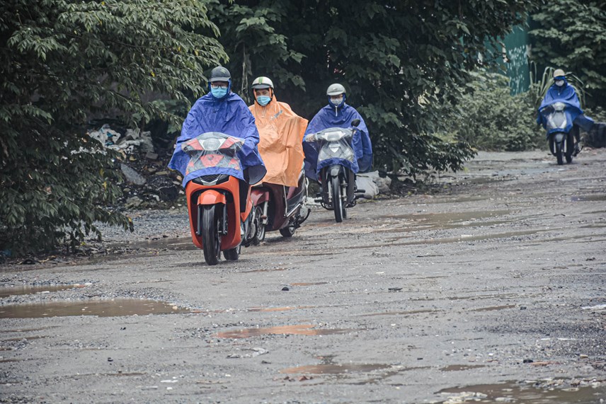 39con-duong-dau-kho39-giua-h224-noi-h224ng-ngh236n-o-g224-o-voi_6.jpg