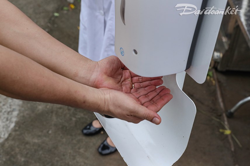 39si234u-thi-0-dong39-lan-dau-xuat-hien-tai-thu-d244-phuc-vu-nguoi-bi-anh-huong-dich-covid-19_5.jpg 39si234u-thi-0-dong39-lan-dau-xuat-hien-tai-thu-d244-phuc-vu-nguoi-bi-anh-huong-dich-covid-19_5.jpg