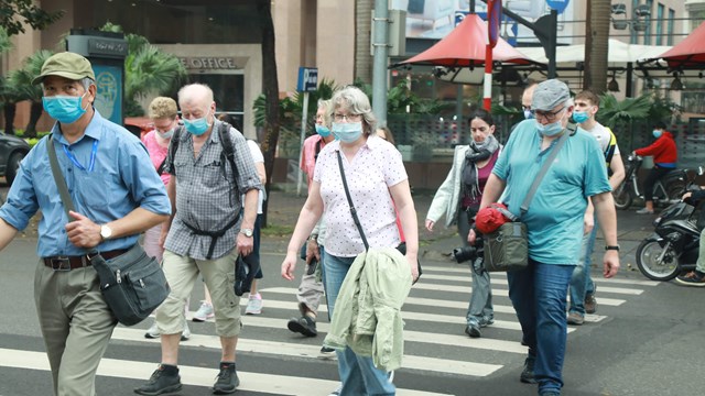 'Tiếp lửa' cho du lịch Việt Nam