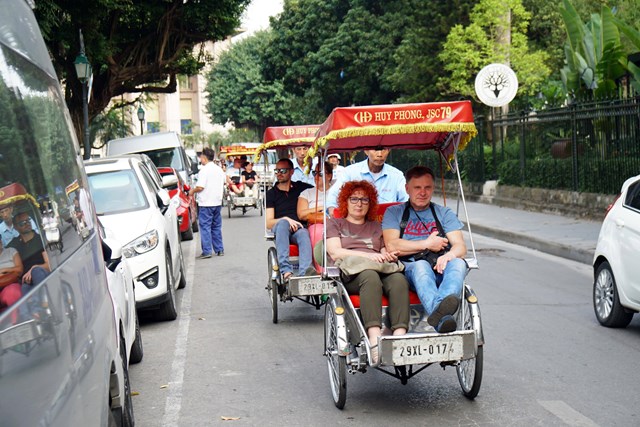 39tiep-lua39-cho-du-lich-viet-nam_3.jpg 39tiep-lua39-cho-du-lich-viet-nam_3.jpg