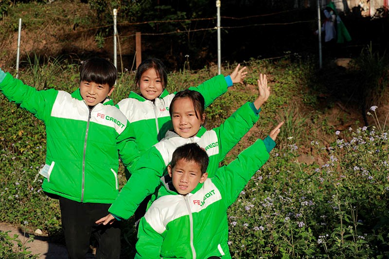 39v236-nu-cuoi-ay-ngo-nhu-hoa-cuoi39_10.jpg