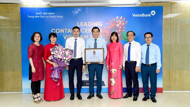 5 năm liên tiếp, VietinBank giữ vững vị thế dẫn đầu trong ngành chăm sóc khách hàng