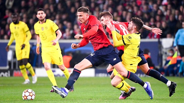 8 đội bóng xuất sắc nhất góp mặt tứ kết Champions League