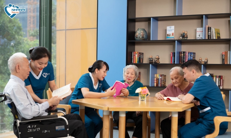 Dịch vụ chăm sóc người cao tuổi của Công ty CP Quốc tế Nhân Ái đạt: "Top 100 - Sản phẩm, dịch vụ tốt nhất cho gia đình, trẻ em 2022” 