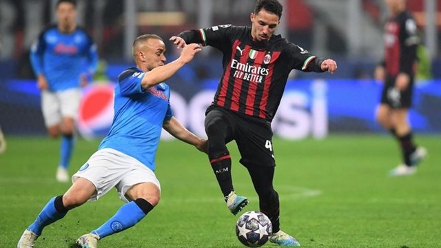 AC Milan thắng Napoli, đặt ‘một chân’ vào bán kết Champions League