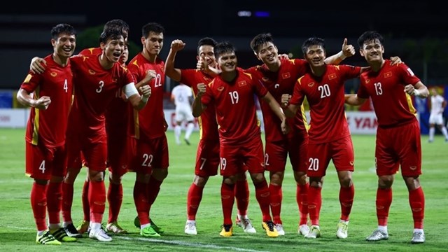 AFF Suzuki Cup 2020: Thắng Campuchia 4-0, Việt Nam gặp Thái Lan ở bán kết