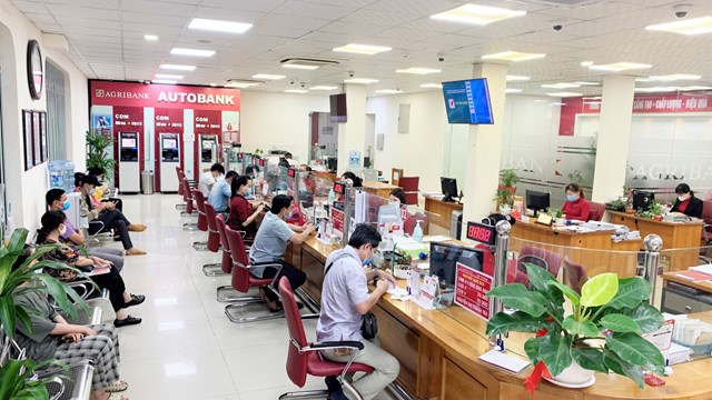 Agribank giảm tiếp 10% so với lãi suất cho vay hỗ trợ khách hàng vượt qua đại dịch Covid-19