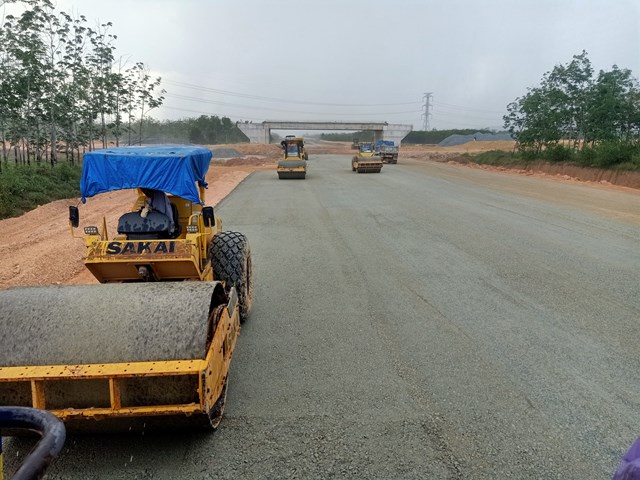 anh-can-canh-cao-toc-hon-7500-ty-dong-cam-lo-la-son_19.jpg anh-can-canh-cao-toc-hon-7500-ty-dong-cam-lo-la-son_19.jpg