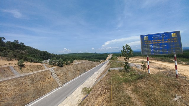 anh-can-canh-cao-toc-hon-7500-ty-dong-cam-lo-la-son_3.jpg anh-can-canh-cao-toc-hon-7500-ty-dong-cam-lo-la-son_3.jpg