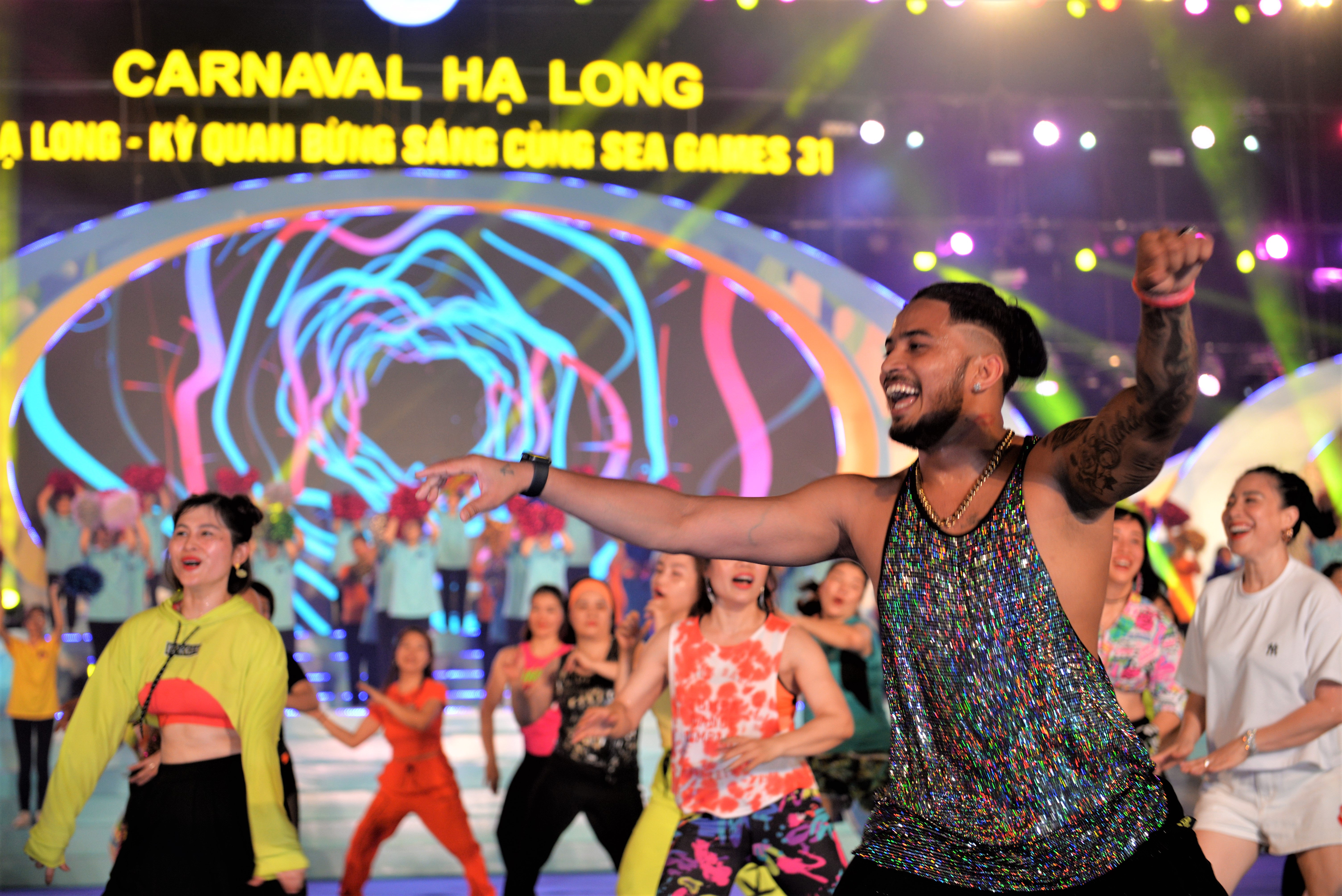 anh-carnaval-ha-long-2022-39ch226m-ng242i39-b249ng-no-du-lich-quang-ninh-dip-30-4-v224-1-5_3.jpg anh-carnaval-ha-long-2022-39ch226m-ng242i39-b249ng-no-du-lich-quang-ninh-dip-30-4-v224-1-5_3.jpg