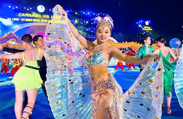 anh-carnaval-ha-long-2022-39ch226m-ng242i39-b249ng-no-du-lich-quang-ninh-dip-30-4-v224-1-5_8.jpg anh-carnaval-ha-long-2022-39ch226m-ng242i39-b249ng-no-du-lich-quang-ninh-dip-30-4-v224-1-5_8.jpg
