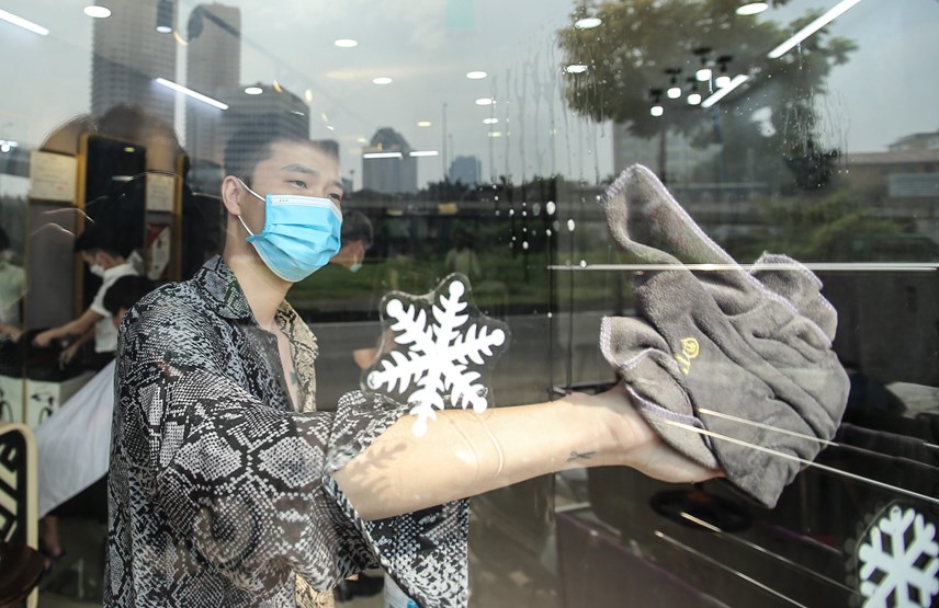 anh-dich-vu-cat-t243c-goi-dau-ng224y-dau-mo-lai-noi-d244ng-d250c-noi-vang-ve_2.jpg anh-dich-vu-cat-t243c-goi-dau-ng224y-dau-mo-lai-noi-d244ng-d250c-noi-vang-ve_2.jpg