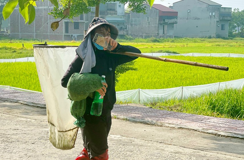 anh-doc-d225o-nghe-san-c224o-c224o-kiem-tien-trieu-moi-ng224y_1.jpg