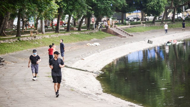 [ẢNH] Hồ Thiền Quang - Phố đi bộ thứ sáu của Hà Nội sắp đưa vào hoạt động có gì? 