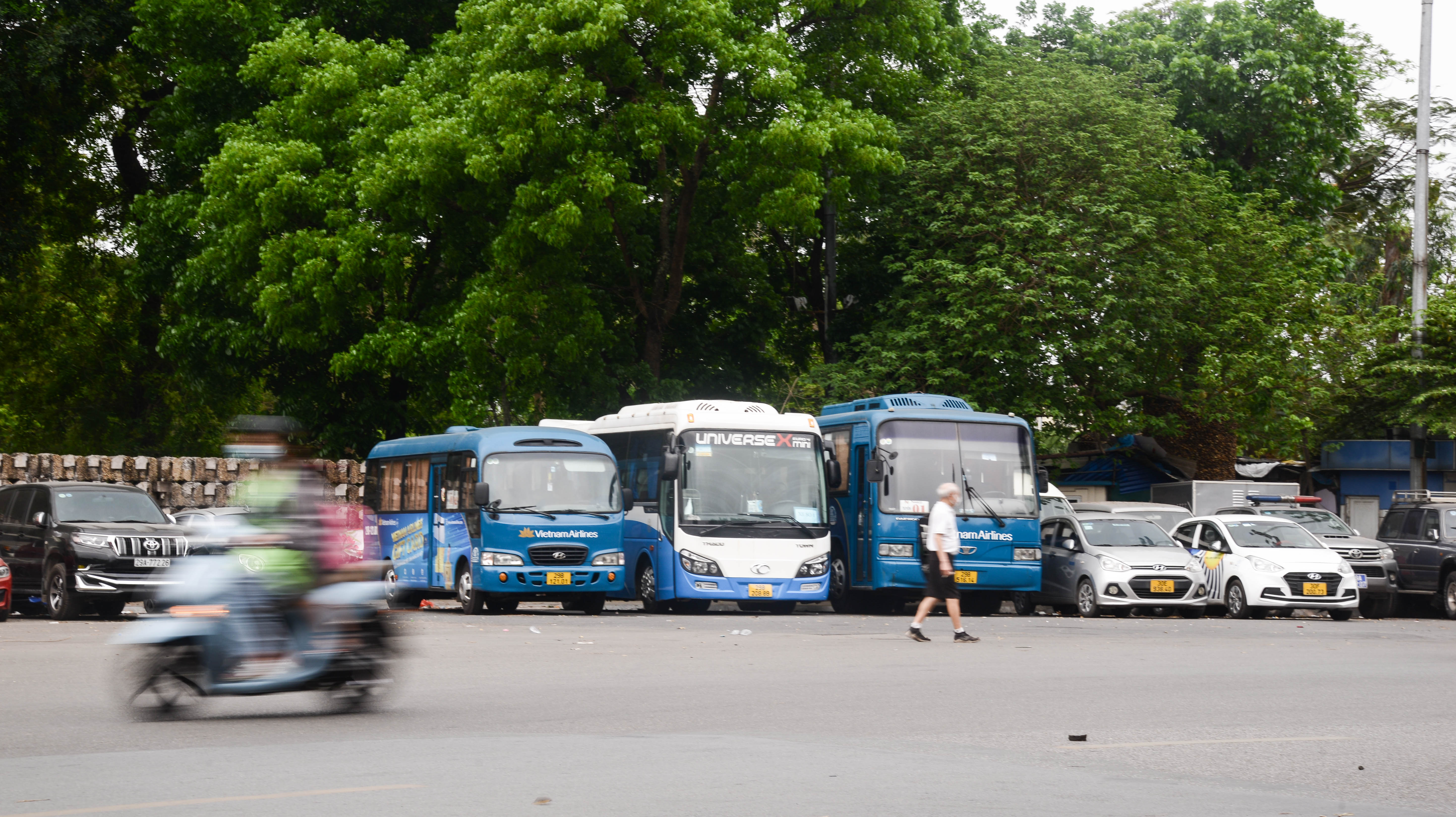 anh-ho-thien-quang-pho-di-bo-thu-s225u-cua-h224-noi-sap-dua-v224o-hoat-dong-c243-g236_7.jpg anh-ho-thien-quang-pho-di-bo-thu-s225u-cua-h224-noi-sap-dua-v224o-hoat-dong-c243-g236_7.jpg