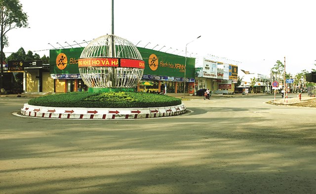 anh-mien-t226y-nhung-ng224y-gi227n-c225ch_1.jpg