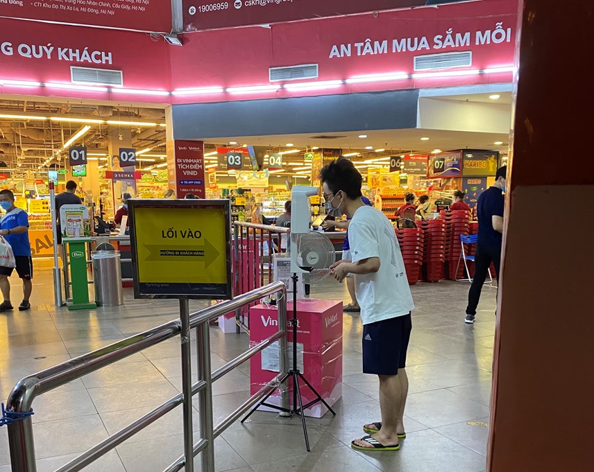 anh-mot-so-si234u-thi-vinmart-mo-cua-tro-lai-tang-cuong-bien-ph225p-ph242ng-dich_2.jpg anh-mot-so-si234u-thi-vinmart-mo-cua-tro-lai-tang-cuong-bien-ph225p-ph242ng-dich_2.jpg