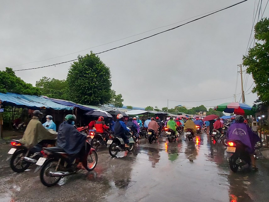 anh-nguoi-d226n-tp-thanh-h243a-tro-lai-trang-th225i-l224m-viec-b236nh-thuong_1.jpg