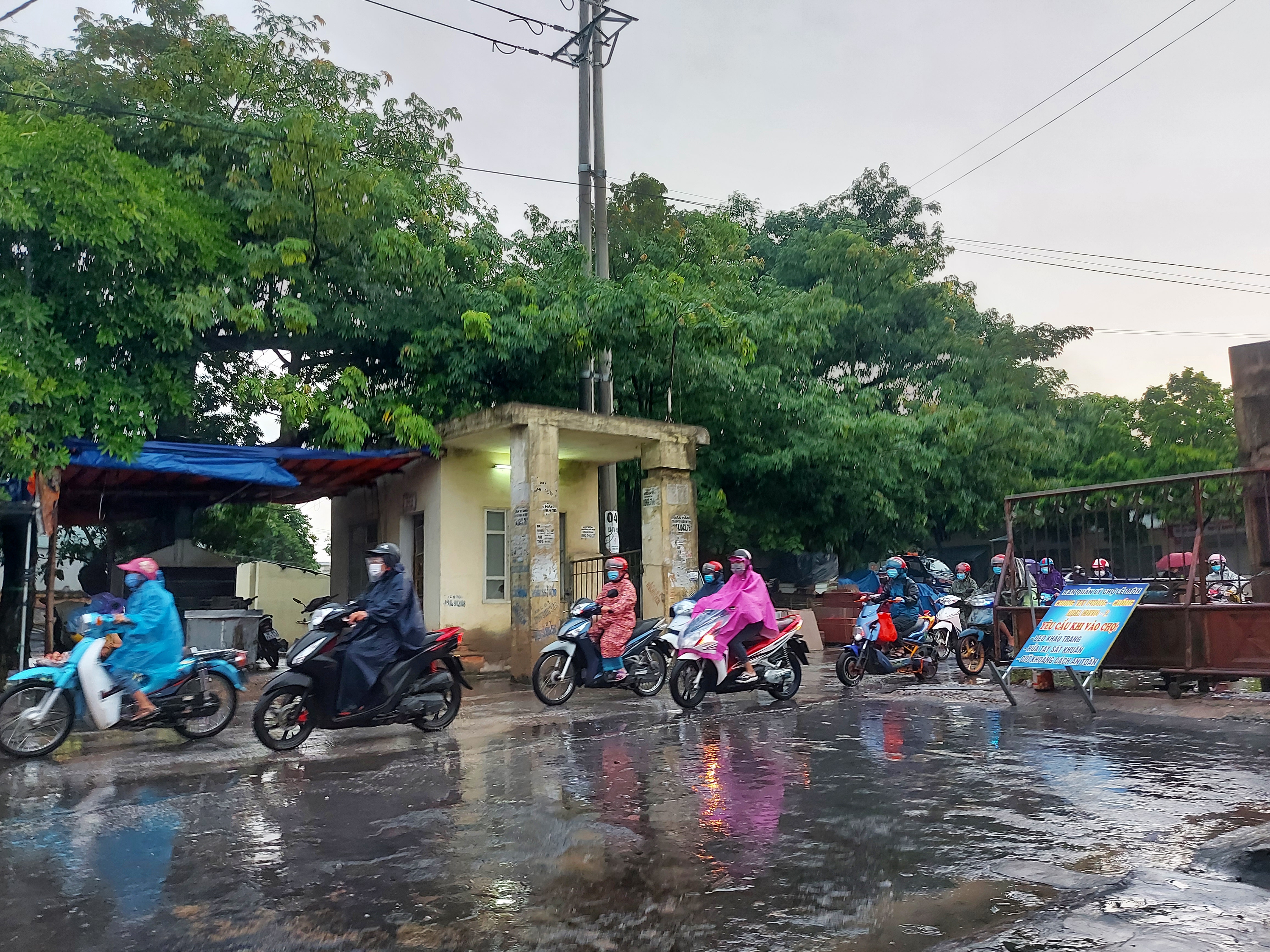 anh-nguoi-d226n-tp-thanh-h243a-tro-lai-trang-th225i-l224m-viec-b236nh-thuong_3.jpg