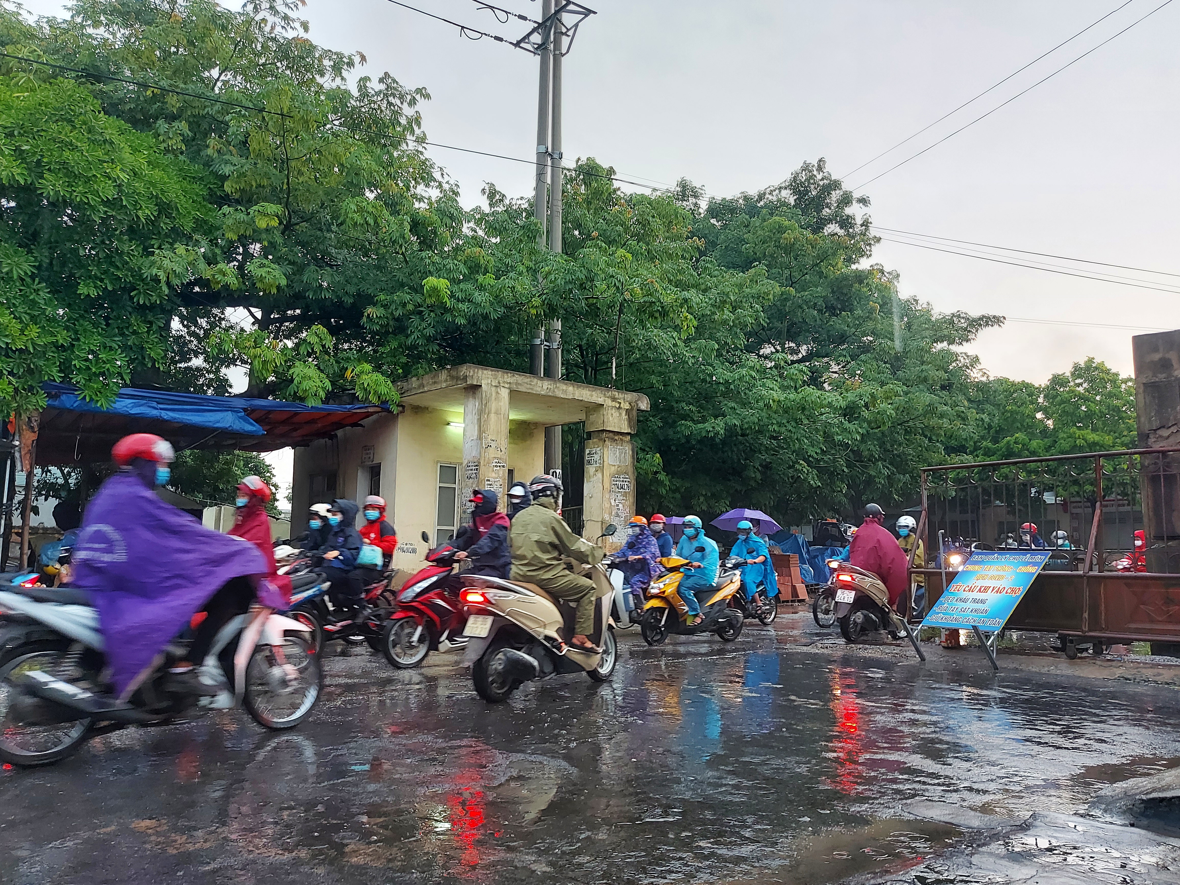 anh-nguoi-d226n-tp-thanh-h243a-tro-lai-trang-th225i-l224m-viec-b236nh-thuong_4.jpg