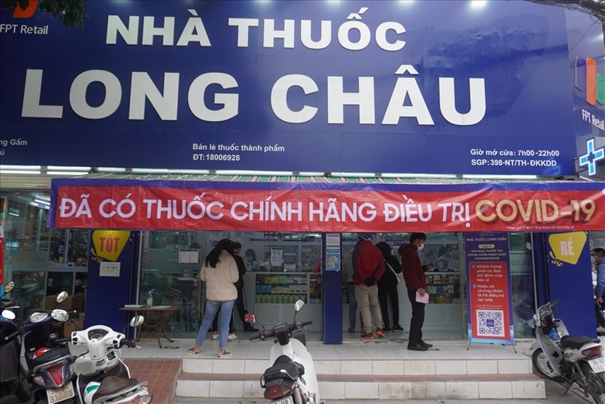 anh-tap-nap-nguoi-mua-kit-test-v224-thuoc-dieu-tri-covid-19_13.jpg anh-tap-nap-nguoi-mua-kit-test-v224-thuoc-dieu-tri-covid-19_13.jpg