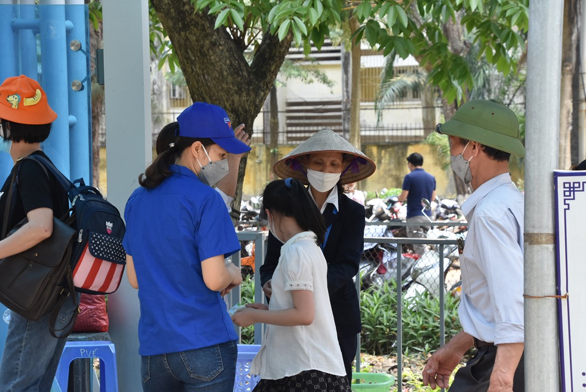 anh-vuon-th250-h224-noi-39that-thu39-dip-le-gio-to-h249ng-vuong_2.jpg anh-vuon-th250-h224-noi-39that-thu39-dip-le-gio-to-h249ng-vuong_2.jpg