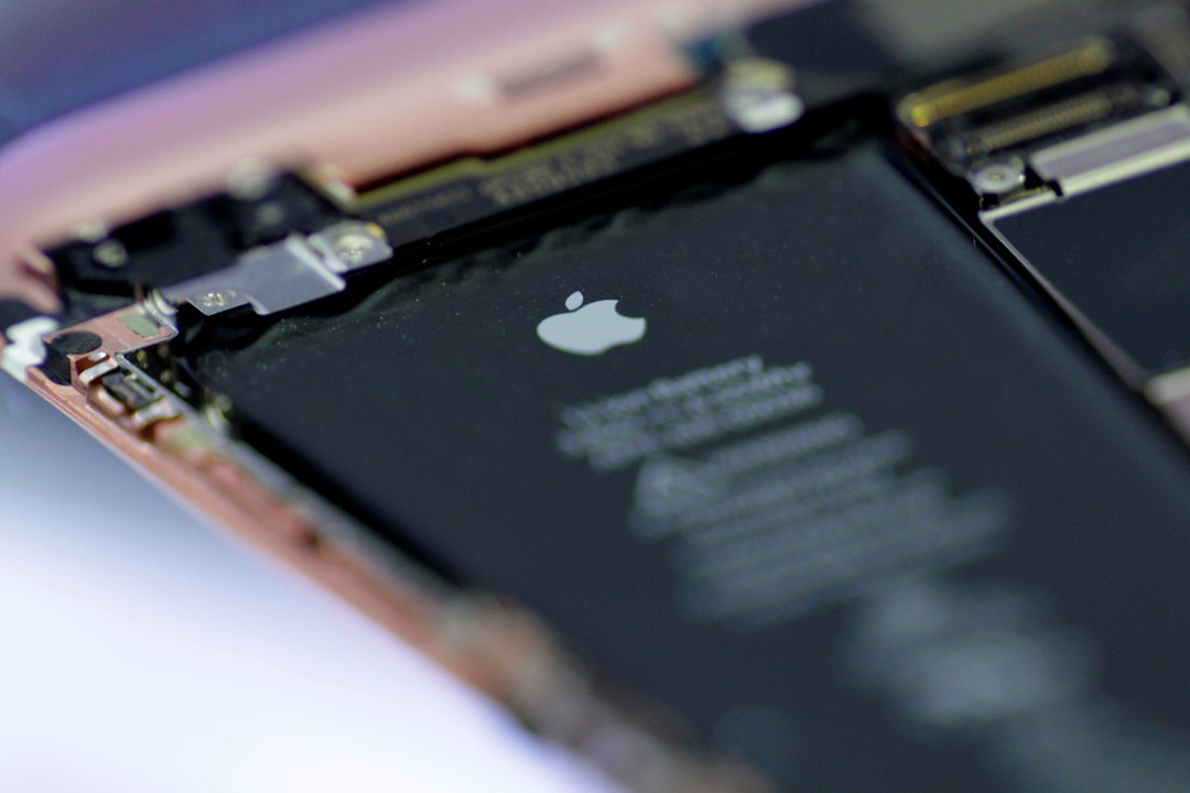 Apple mất thêm 113 triệu USD do bê bối liên quan đến pin iPhone