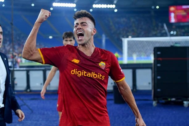 as-roma-thang-th243t-tim-hlv-mourinho-d243n-hai-cot-moc-vi-dai_3.jpg