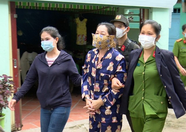 b224-tr249m-muoi-tuong-v224-nhung-phi-vu-bu244n-lau-qua-bi234n-gioi_1.jpg b224-tr249m-muoi-tuong-v224-nhung-phi-vu-bu244n-lau-qua-bi234n-gioi_1.jpg