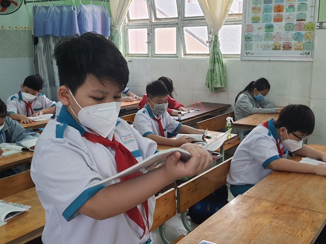 bac-li234u-hoc-sinh-tieu-hoc-h225o-huc-trong-ng224y-dau-tro-lai-truong-hoc-truc-tiep_5.jpg bac-li234u-hoc-sinh-tieu-hoc-h225o-huc-trong-ng224y-dau-tro-lai-truong-hoc-truc-tiep_5.jpg