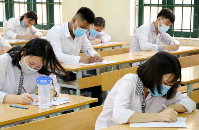 ban-khoan-cong-diem-thi-tot-nghiep_1.jpg ban-khoan-cong-diem-thi-tot-nghiep_1.jpg