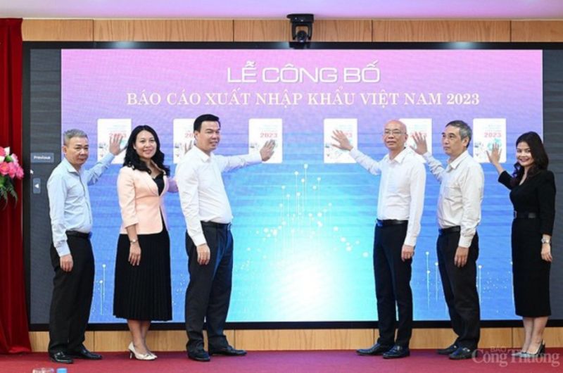 Công bố Báo cáo Xuất nhập khẩu Việt Nam năm 2023.