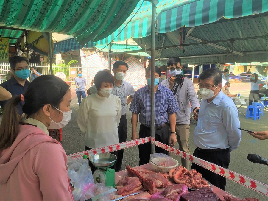 Bảo đảm an toàn phòng dịch khi mua sắm hàng hóa