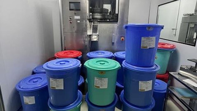 Bắt giám đốc công ty dược sản xuất, buôn bán thuốc giả quy mô lớn