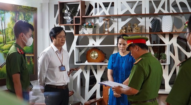 bat-giam-gi225m-doc-cdc-d224-nang-t244n-that-thanh-v236-li234n-quan-vu-viet-193_1.jpg bat-giam-gi225m-doc-cdc-d224-nang-t244n-that-thanh-v236-li234n-quan-vu-viet-193_1.jpg