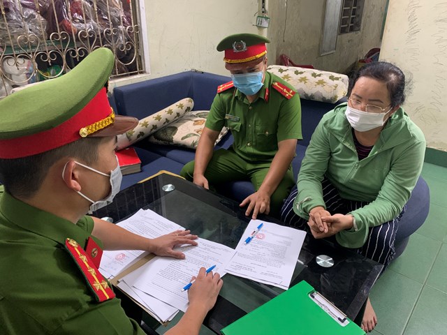 bat-nu-qu225i-lay-trom-hon-20-c226y-v224ng-v224-146-trieu-dong_1.jpg