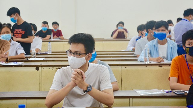 Biên soạn giáo trình: Trường đại học được đặt hàng, đấu thầu