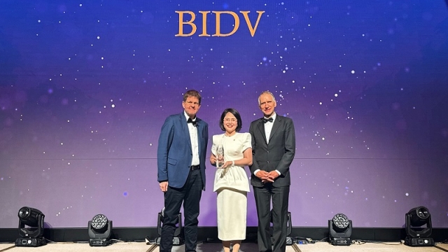 BIDV lập kỷ lục 9 lần nhận giải thưởng Ngân hàng Bán lẻ tốt nhất Việt Nam 