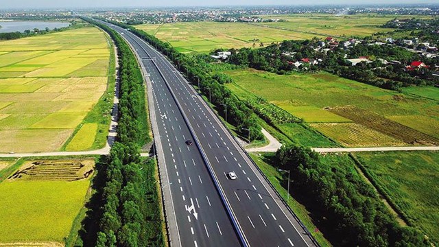 Bộ Giao thông Vận tải đề xuất xây dựng 13 tuyến đường trị giá hơn 100.000 tỷ đồng