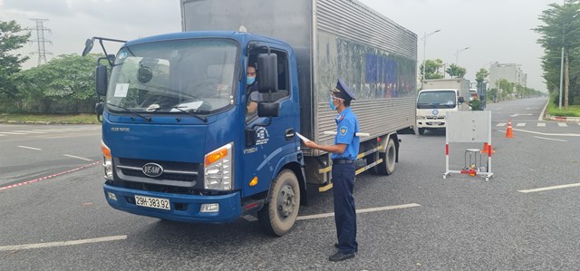 bo-gtvt-y234u-cau-c225c-dia-phuong-b227i-bo-nhung-quy-dinh-van-tai-kh244ng-ph249-hop_1.jpg