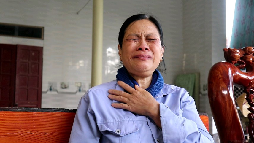 bo-me-nguoi-h249ng-trung-van-nam-bat-kh243c-khi-nhac-ve-con-trai_5.jpeg bo-me-nguoi-h249ng-trung-van-nam-bat-kh243c-khi-nhac-ve-con-trai_5.jpeg