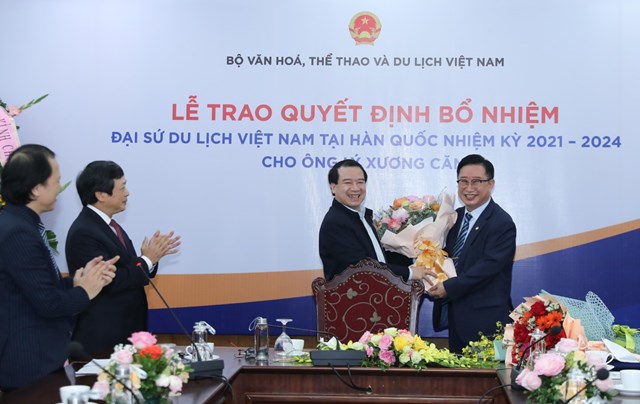 bo-nhiem-dai-su-du-lich-viet-nam-tai-h224n-quoc_2.jpg