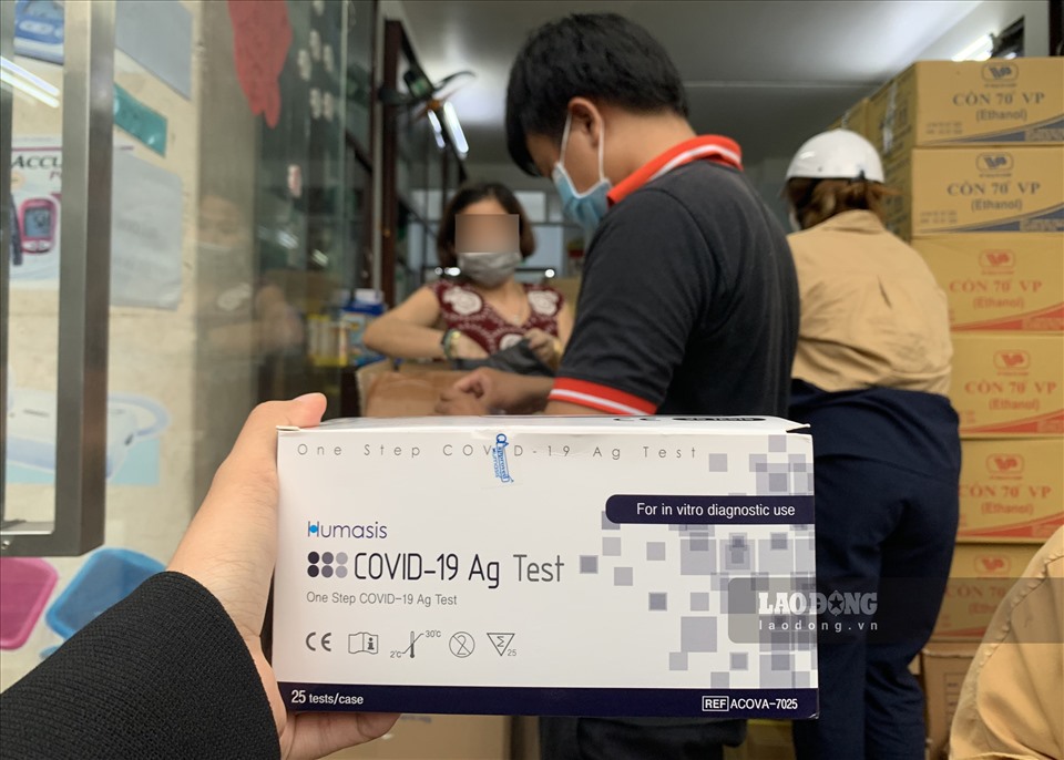 Bộ test nhanh COVID-19 tại nhà: Cần thận trọng khi mua và sử dụng đúng cách